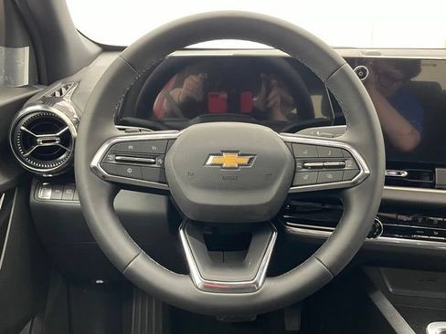 New 2026 Chevrolet Equinox LT AWD/4WD image 10