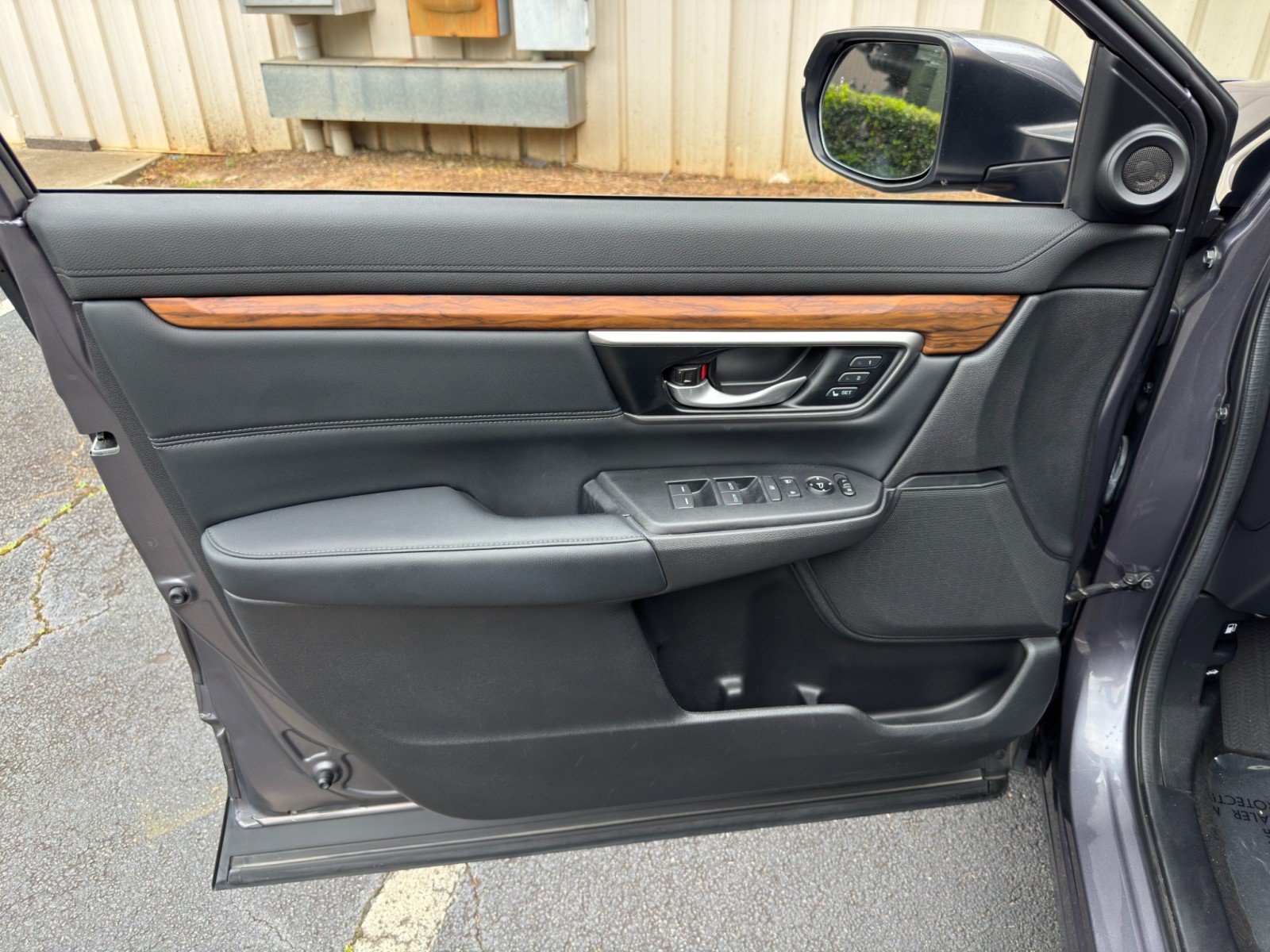 Used 2020 Honda CR-V EX-L image 37