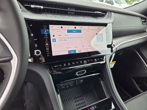 New 2026 Jeep Grand Cherokee Limited image 24