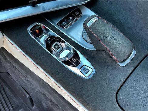 Used 2023 Chevrolet Corvette Stingray Premium Conv RWD image 18