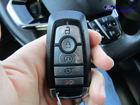 Certified 2022 Ford Escape SE w/ Convenience Package FWD image 41