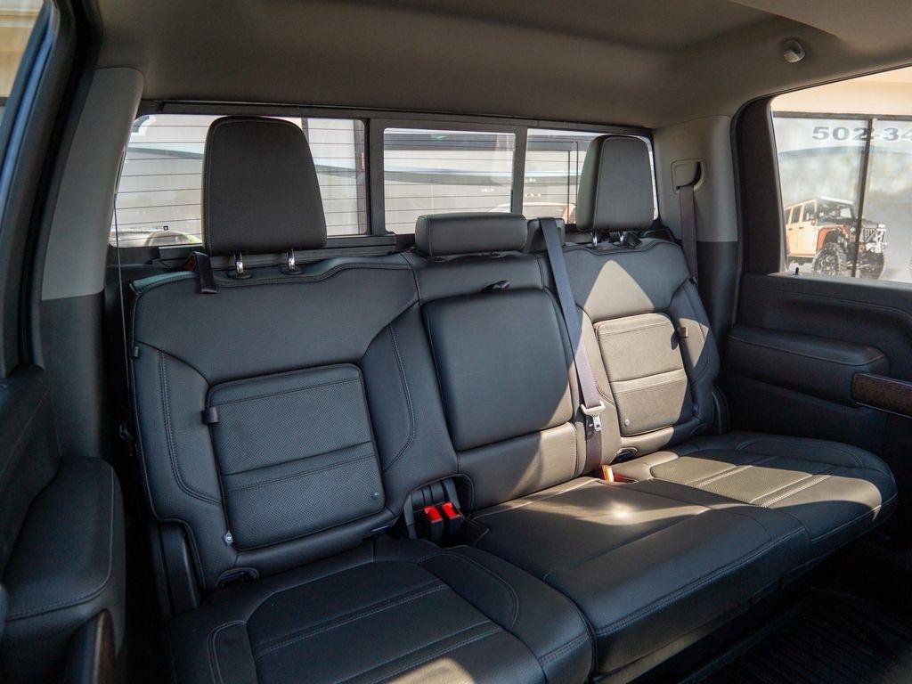Used 2020 GMC Sierra 2500 Denali w/ Denali Ultimate Package AWD/4WD image 37