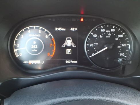 Used 2024 Nissan Kicks SV w/ Interior Electronics Package image 25