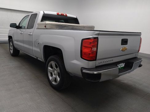 Used 2018 Chevrolet Silverado 1500 LT w/ LT Convenience Package image 5