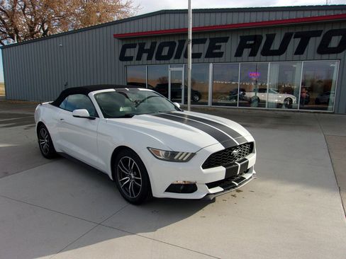 Used 2017 Ford Mustang Premium image 1