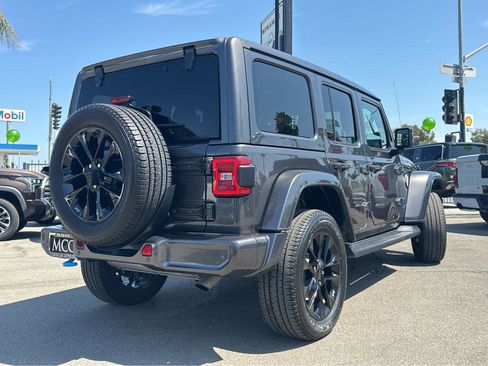 Used 2021 Jeep Wrangler Unlimited Sahara image 13