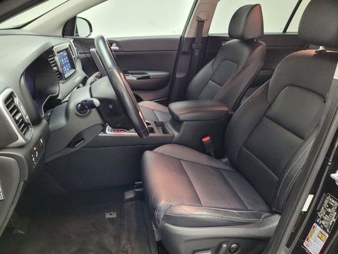 Used 2019 Kia Sportage EX image 17