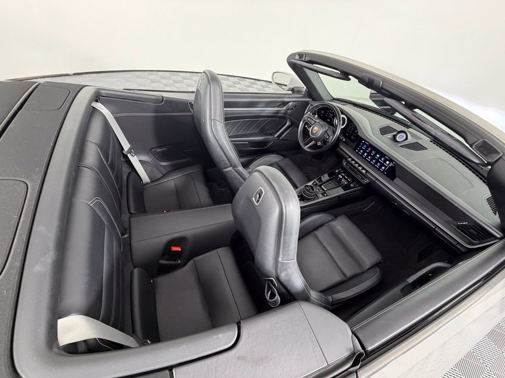 Certified 2024 Porsche 911 Carrera RWD image 14