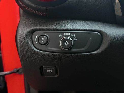 Used 2022 Chevrolet Blazer RS image 32