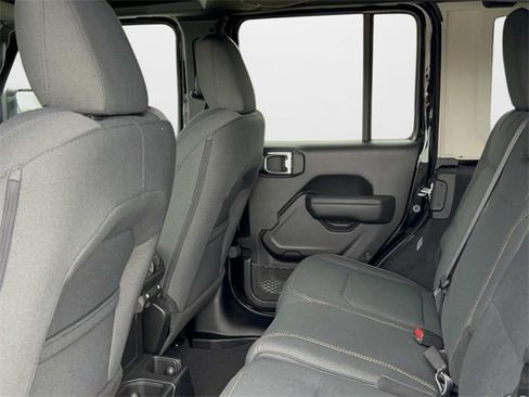 New 2026 Jeep Gladiator Sport image 14