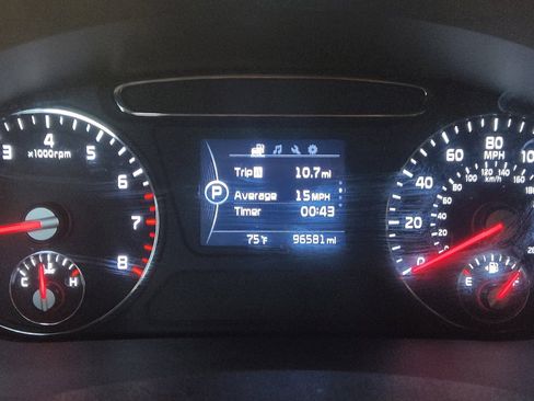 Used 2016 Kia Sorento FWD w/ LX Convenience Package image 23