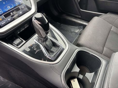Used 2023 Subaru Outback Premium image 25