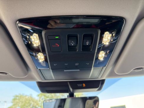 New 2026 Mitsubishi Outlander SEL FWD image 41