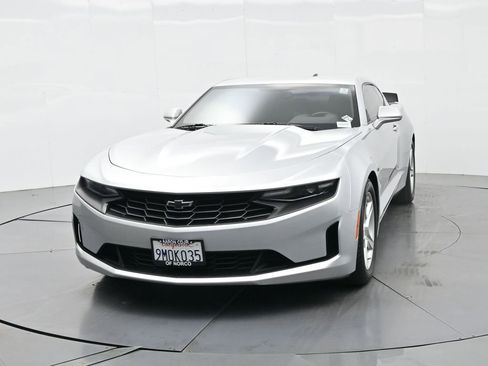 Used 2019 Chevrolet Camaro LT image 3
