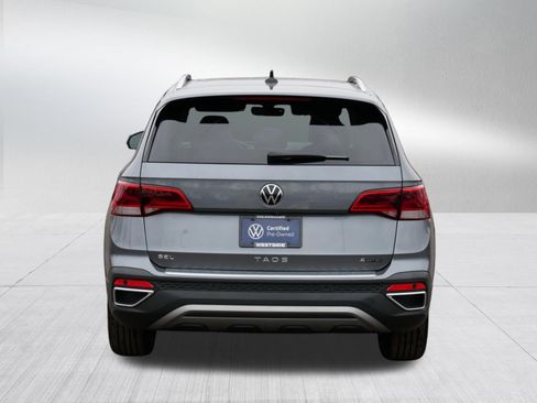 Certified 2022 Volkswagen Taos SEL image 6