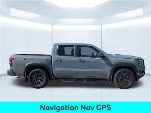 Used 2025 Nissan Frontier Pro-X w/ Pro Convenience Package RWD image 8