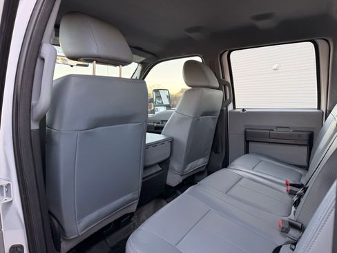 Used 2015 Ford F250 XL w/ Power Equipment Group image 33