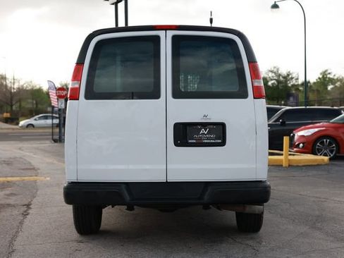 Used 2021 Chevrolet Express 2500 w/ Driver Convenience Package image 10