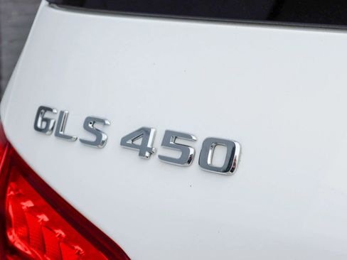 Used 2018 Mercedes-Benz GLS 450 4MATIC w/ Premium Package image 8