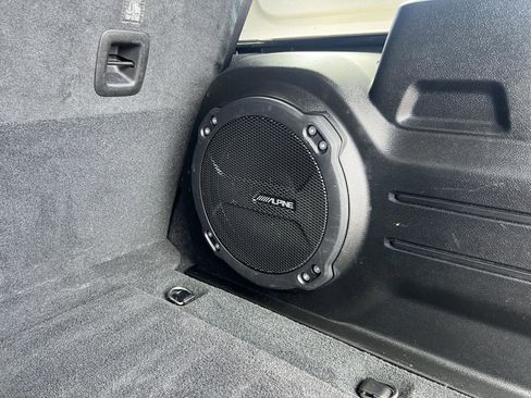 Used 2022 Jeep Wrangler Unlimited Sahara AWD/4WD image 14