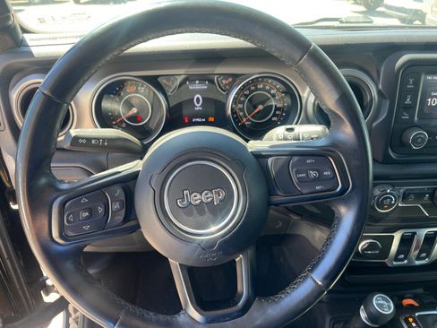Used 2020 Jeep Wrangler Sport image 9