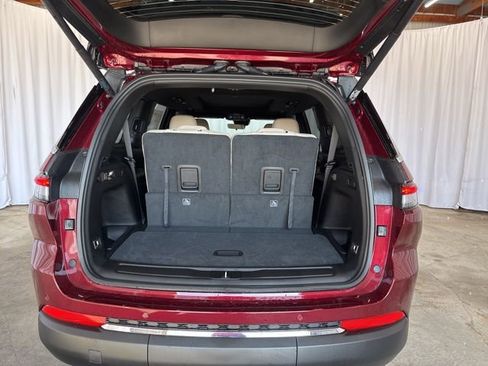New 2025 Jeep Grand Cherokee L Limited w/ Trailer Tow Package image 41