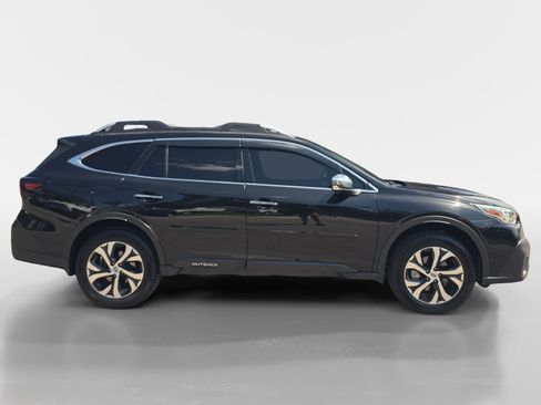 Used 2022 Subaru Outback Touring AWD/4WD image 7