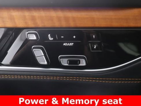 Used 2025 Jeep Grand Wagoneer Series III w/ Rear Seat Video Group 1 AWD/4WD image 20