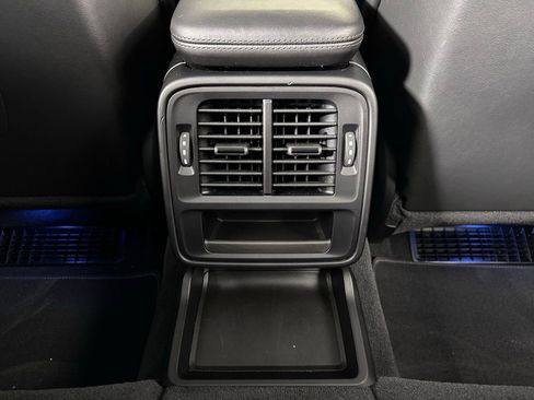 Used 2024 Porsche Taycan 4S w/ Premium Package image 29