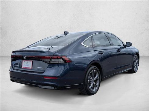 Certified 2025 Honda Accord EX-L image 5