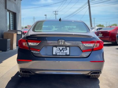 Used 2020 Honda Accord Sport image 3