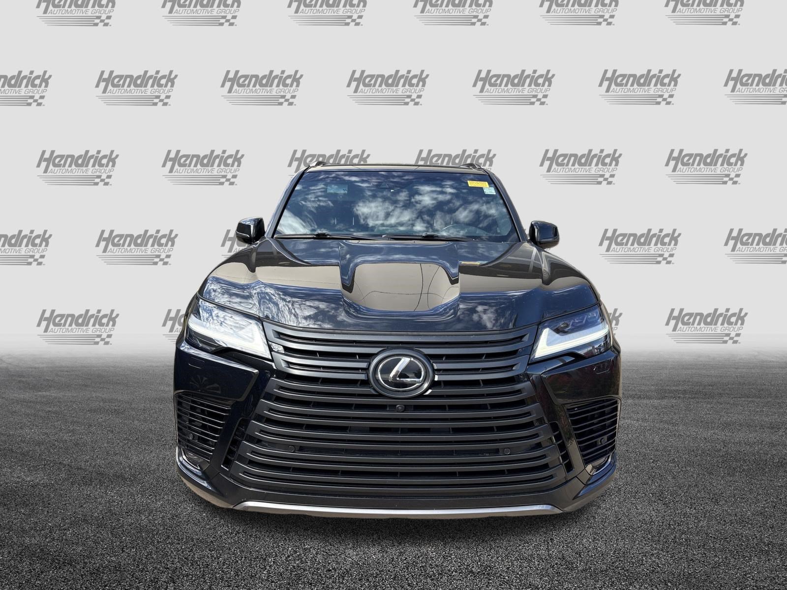 Used 2024 Lexus LX 600 4WD w/ Appearance Package image 3