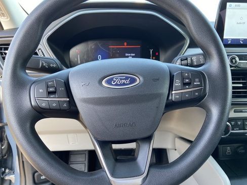 Used 2025 Ford Escape Active FWD image 34
