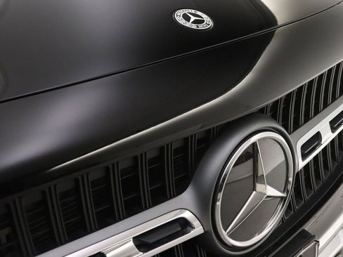 Certified 2025 Mercedes-Benz GLA 250 image 27