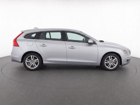 Used 2015 Volvo V60 T5 Premier FWD image 8