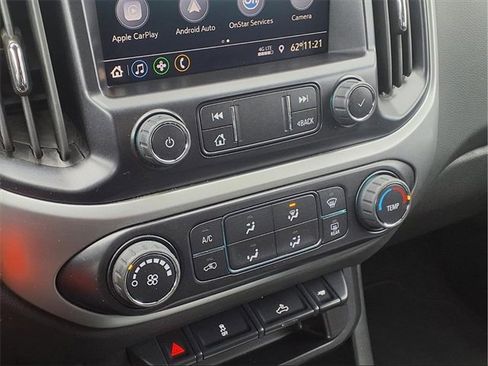 Used 2022 Chevrolet Colorado LT w/ LT Convenience Package image 8