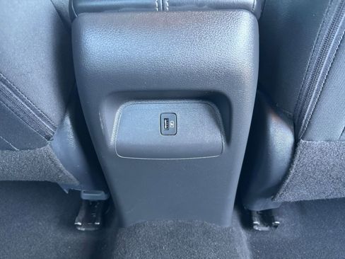 Used 2025 Nissan Sentra SV FWD image 22