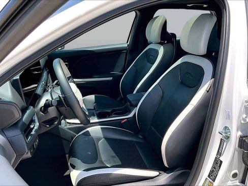 Certified 2025 Kia K4 GT-Line w/ GT-Line Premium Package FWD image 8