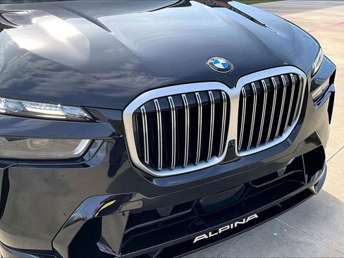 Used 2024 BMW ALPINA XB7 image 38