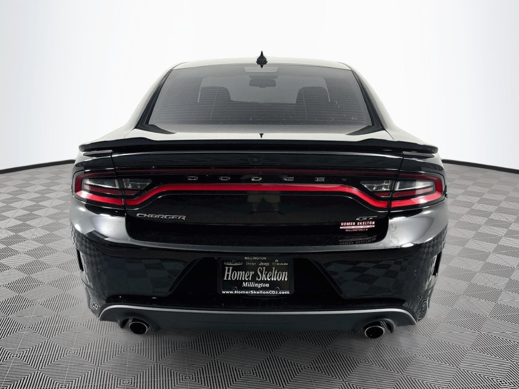 Used 2022 Dodge Charger GT RWD image 6