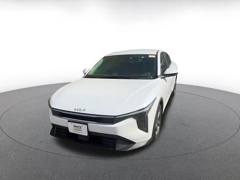 Used 2025 Kia K4 LXS image 7