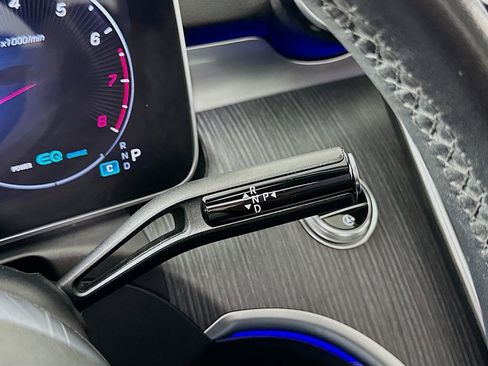 Used 2022 Mercedes-Benz C 300 4MATIC Sedan w/ Exclusive Trim Package image 18