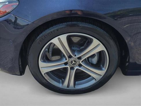 Used 2018 Mercedes-Benz E 300 image 26