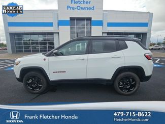 Used 2024 Jeep Compass Trailhawk image 1