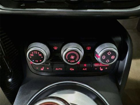 Used 2009 Audi R8 V10 AWD/4WD image 11