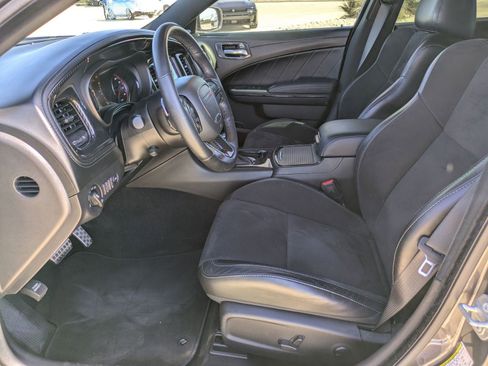 Used 2022 Dodge Charger R/T w/ Plus Group image 9
