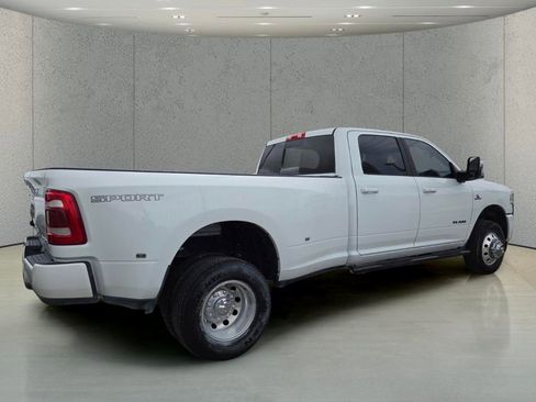 Used 2024 RAM 3500 Laramie w/ Sport Appearance Package AWD/4WD image 3