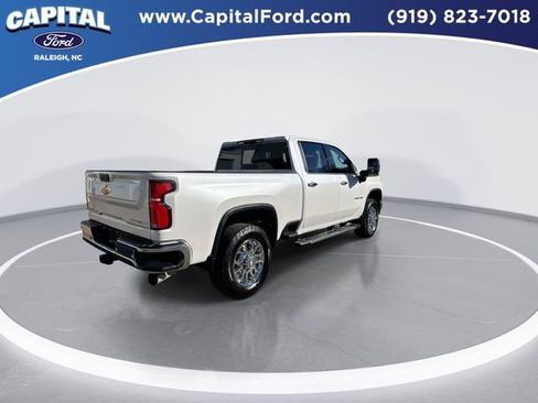 Used 2024 Chevrolet Silverado 2500 LTZ w/ LTZ Convenience Package image 8