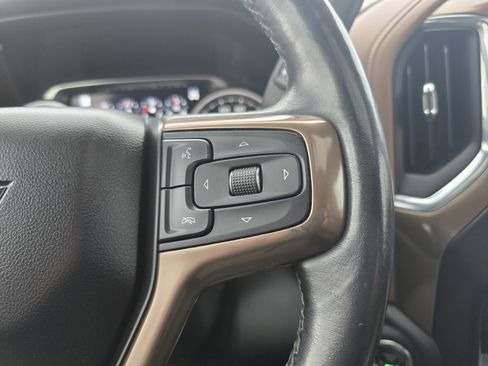 Used 2021 Chevrolet Silverado 1500 High Country w/ Technology Package image 22