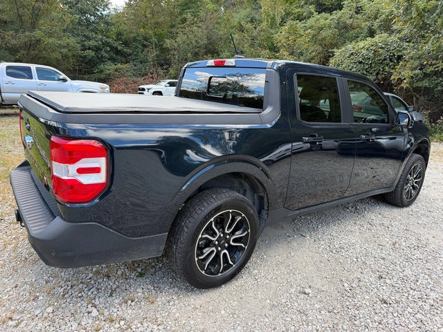 Used 2023 Ford Maverick Lariat w/ Lariat Luxury Package FWD image 3
